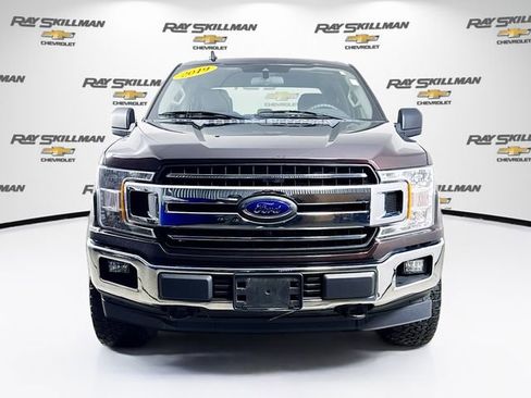 Used 2019 Ford F150 XLT image 2