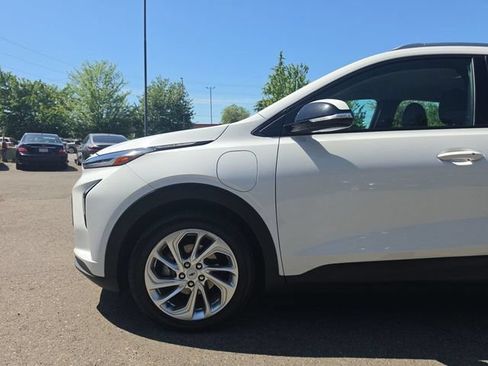 Used 2023 Chevrolet Bolt EUV LT w/ Driver Confidence Package FWD image 27