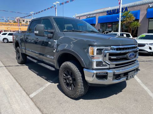 Used 2021 Ford F350 Lariat w/ Tremor Off-Road Package AWD/4WD image 3