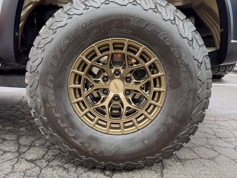 Used 2025 Ford F150 Raptor w/ Equipment Group 803A Raptor R image 12