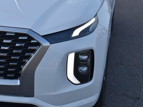 Used 2021 Hyundai Palisade Limited FWD image 19