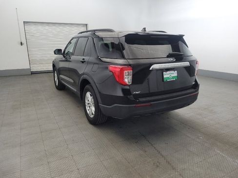 Used 2020 Ford Explorer XLT w/ Comfort Package image 5