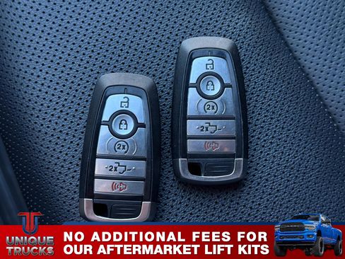 Used 2023 Ford F450 Lariat w/ FX4 Off-Road Package image 37