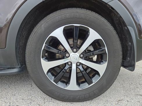 Used 2018 Kia Sorento EX FWD image 16