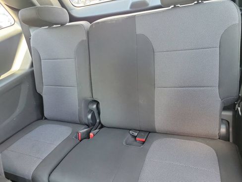 Used 2023 Chevrolet Traverse LT AWD/4WD image 13
