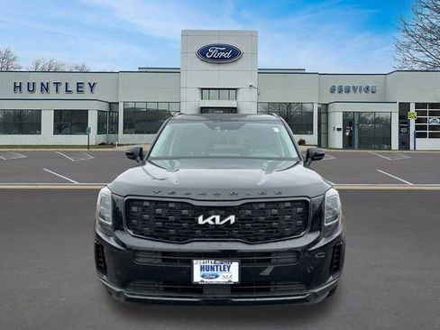 Used 2022 Kia Telluride EX w/ EX Premium Package image 3