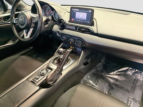 Used 2019 MAZDA MX-5 Miata Club image 8