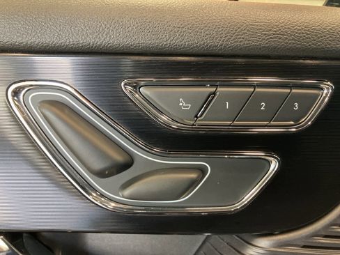 Used 2022 Lincoln Corsair Reserve w/ Equipment Group 201A image 12