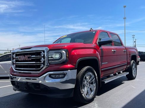 Used 2018 GMC Sierra 1500 SLT AWD/4WD image 2