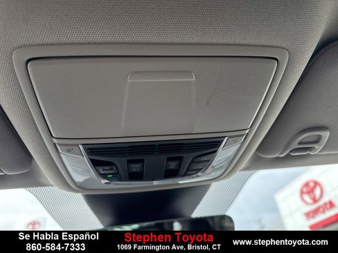 Used 2022 Acura MDX SH-AWD w/ Technology Package image 23