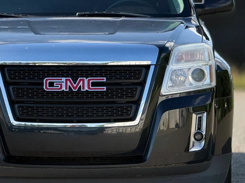 Used 2013 GMC Terrain SLT w/ Chrome and Technology Package FWD image 12