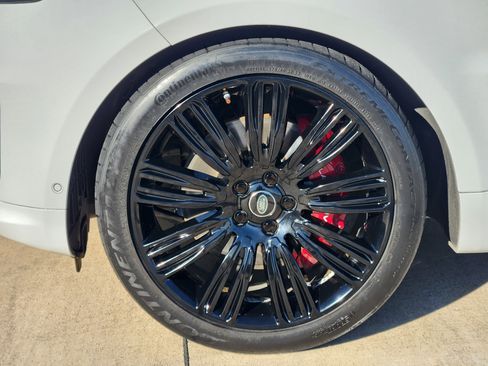 Used 2018 Land Rover Range Rover Sport Supercharged image 9