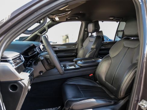 Used 2022 Jeep Wagoneer Series III w/ Convenience Group I image 31