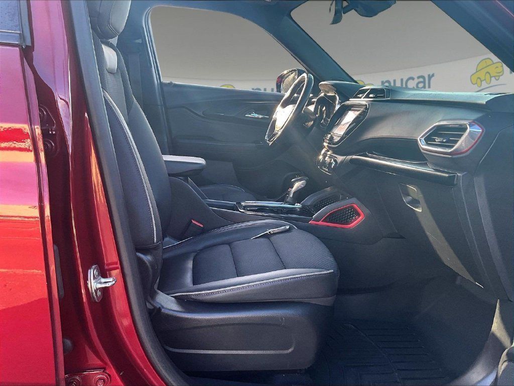 Used 2023 Chevrolet TrailBlazer RS w/ Sun and Liftgate Package AWD/4WD image 22