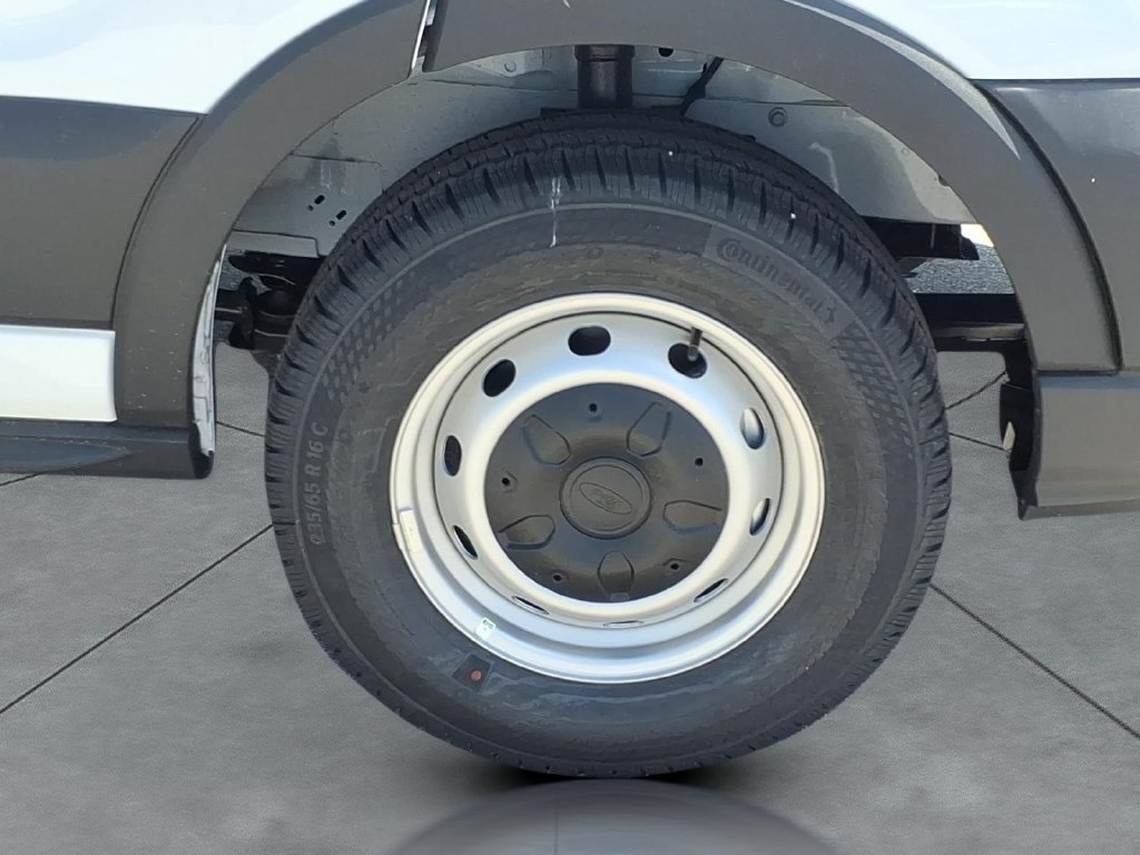 New 2026 Ford Transit 250 148 Medium Roof RWD image 8
