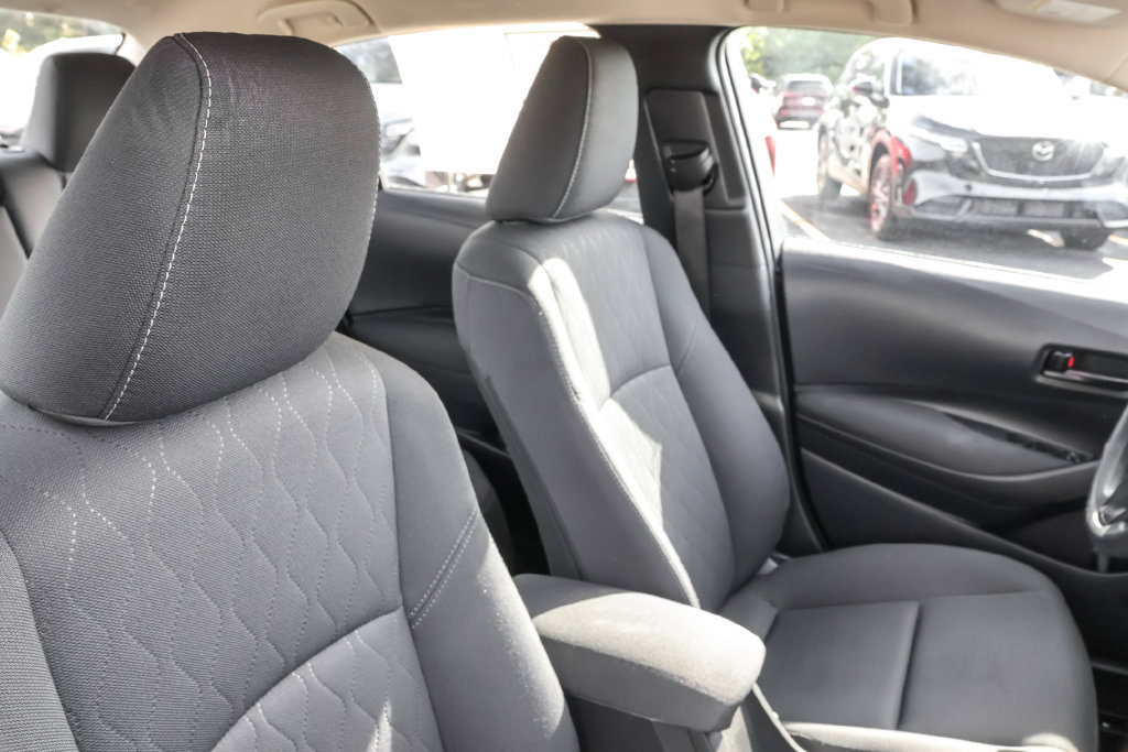 Used 2024 Toyota Corolla LE FWD image 36
