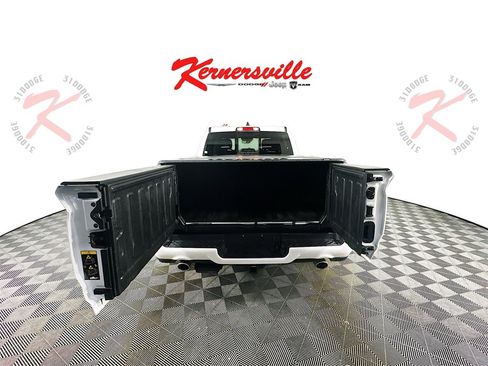 Used 2022 RAM 1500 Laramie w/ Sport Appearance Package image 26
