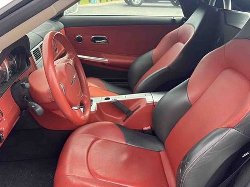 Used 2007 Chrysler Crossfire Limited RWD image 11