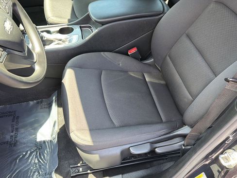 Used 2022 Chevrolet Malibu LS FWD image 28