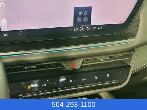 Used 2024 Buick Envision Preferred AWD/4WD image 18