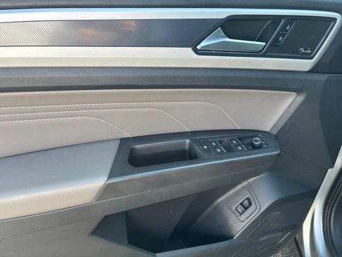 Used 2023 Volkswagen Atlas Cross Sport SEL Premium R-Line AWD/4WD image 37