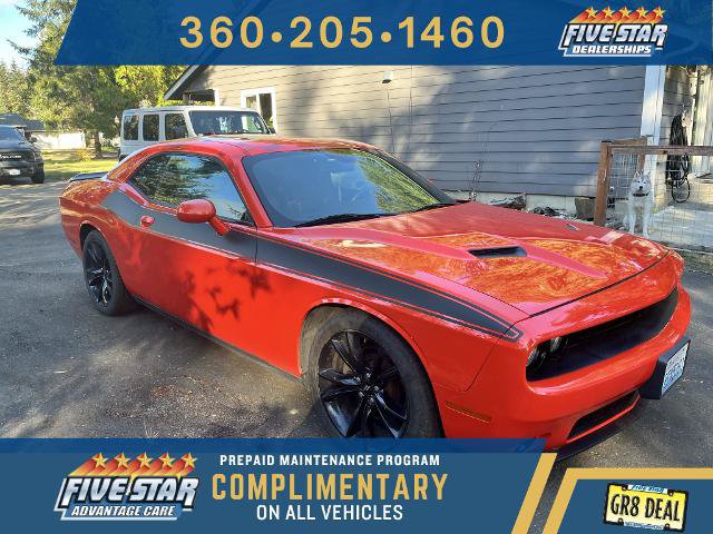 Used 2017 Dodge Challenger SXT Plus RWD image 1
