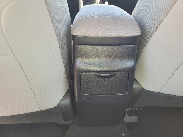 Used 2017 Toyota Corolla LE FWD image 15