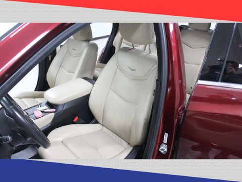 Used 2017 Cadillac XT5 Luxury w/ Driver Awareness Package image 12