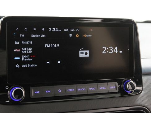 Certified 2023 Hyundai Kona SEL w/ Convenience Package image 11