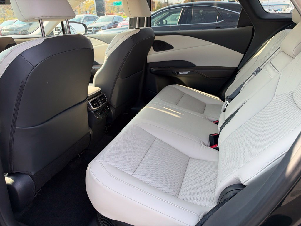 Certified 2026 Lexus RX 350 w/ Convenience Package AWD/4WD image 33