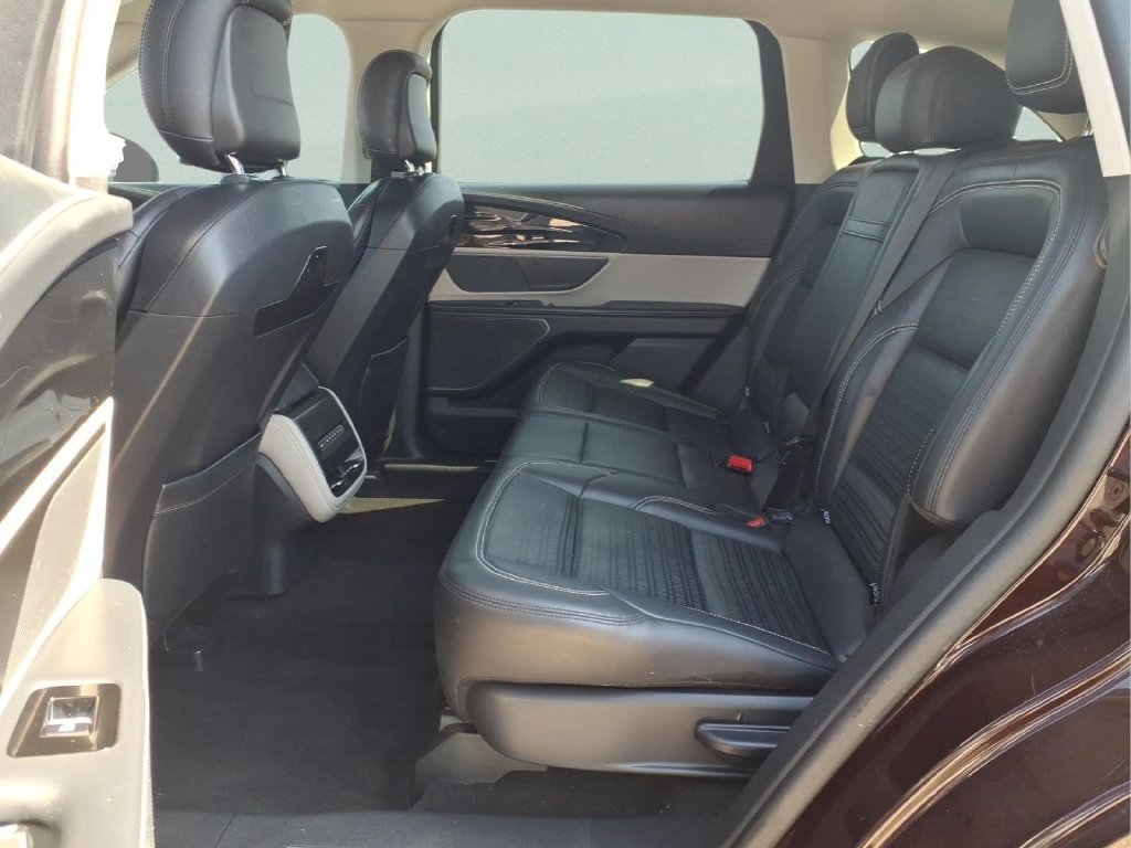 Used 2024 Lincoln Nautilus Reserve AWD/4WD image 14