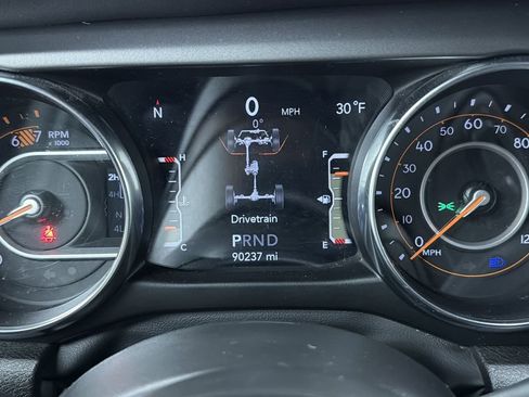 Used 2022 Jeep Wrangler Unlimited Sport image 26