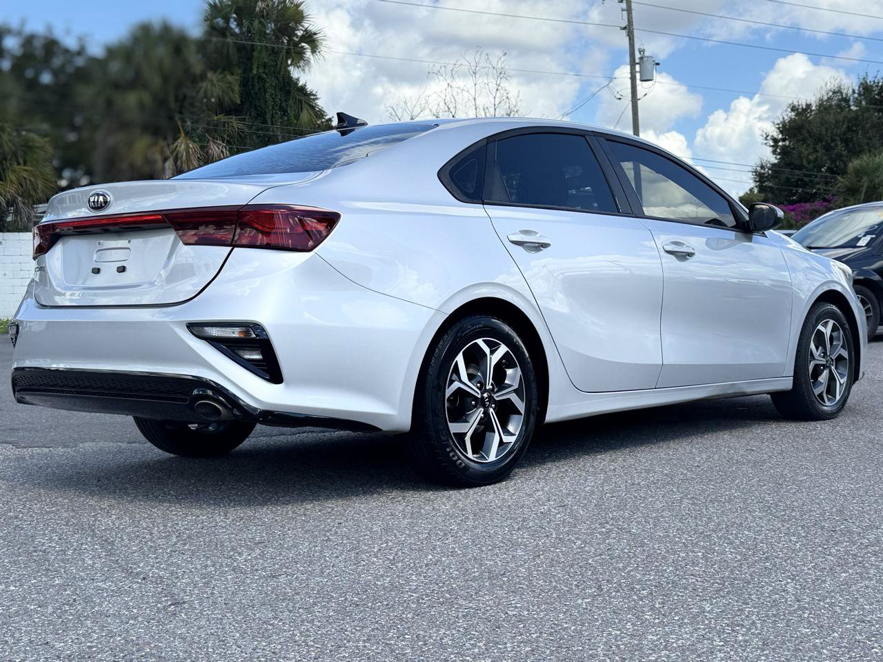 Used 2020 Kia Forte LXS FWD image 7