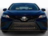 Used 2019 Toyota Camry SE image 3