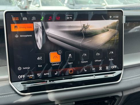 New 2026 Volkswagen Tiguan SE R-Line AWD/4WD image 23