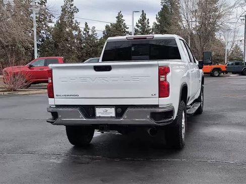 Used 2020 Chevrolet Silverado 3500 LT w/ Texas Edition image 8