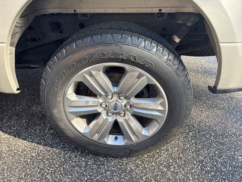 Used 2018 Ford F150 XLT w/ Equipment Group 302A Luxury image 8