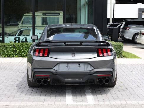 Used 2025 Ford Mustang Dark Horse image 6