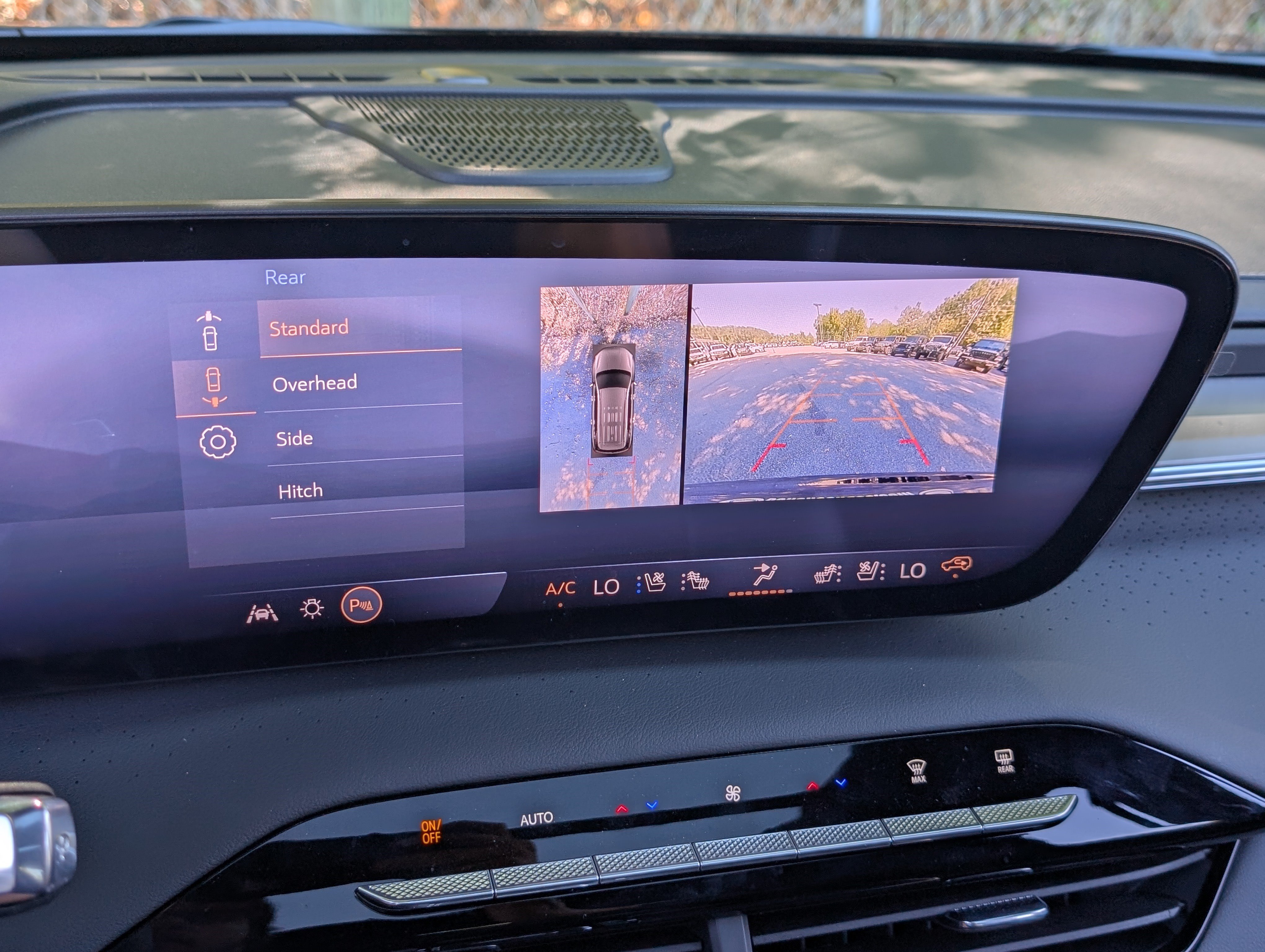 Used 2026 Buick Enclave Avenir w/ Super Cruise Package FWD image 29