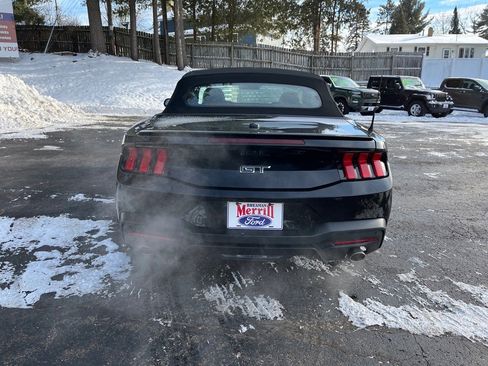 Used 2024 Ford Mustang GT Premium image 5