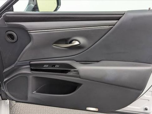 Used 2024 Lexus ES 300h ES 300H image 22