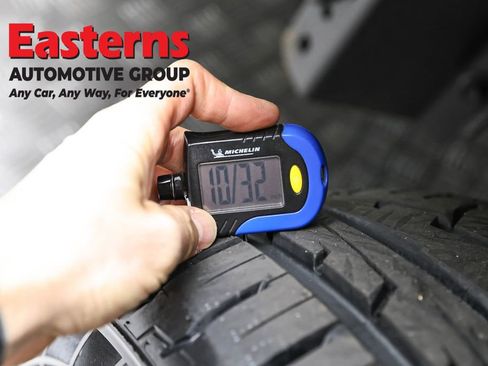 Used 2023 Jeep Wrangler Unlimited Sahara w/ Cold Weather Group image 31