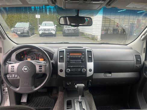 Used 2012 Nissan Frontier SV w/ SV Premium Utility Pkg image 20