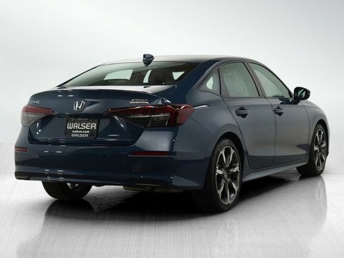 Used 2025 Honda Civic Sport Touring image 5