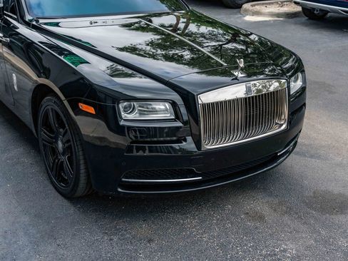 Used 2015 Rolls-Royce Wraith RWD image 5