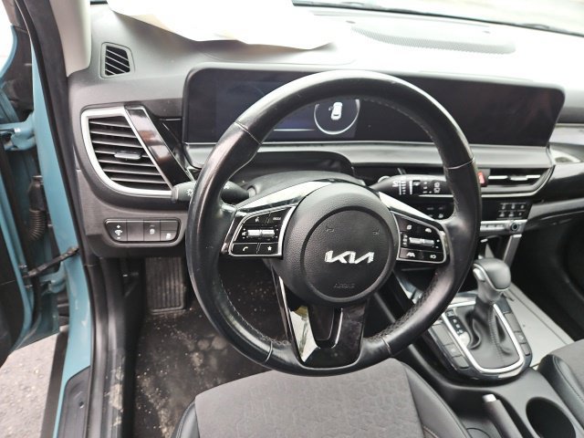 Used 2024 Kia Seltos S FWD image 11