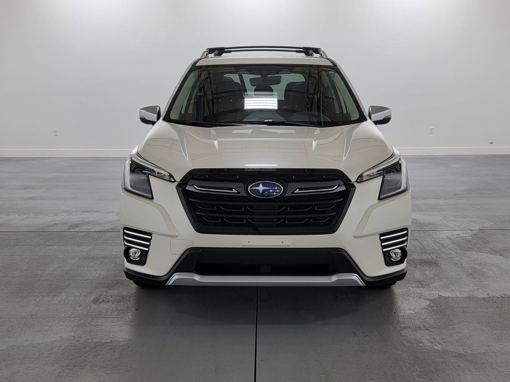Used 2022 Subaru Forester Touring w/ Popular Package #2 AWD/4WD image 3