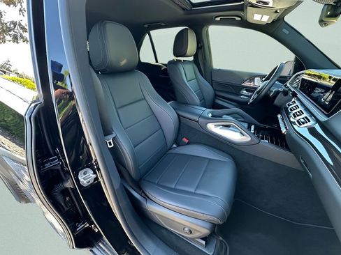 Used 2025 Mercedes-Benz GLE 350 4MATIC image 25