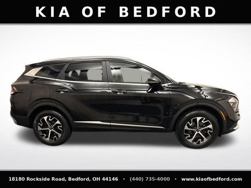 Certified 2023 Kia Sportage EX AWD/4WD image 4