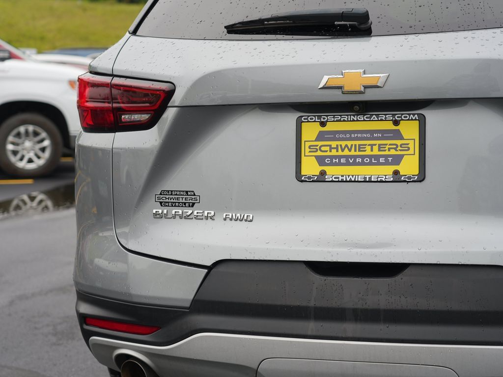 Certified 2024 Chevrolet Blazer LT AWD/4WD image 10